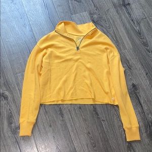 hollister boyfriend tee